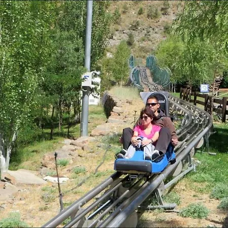 Montblanc & Zona Baja Apartment *