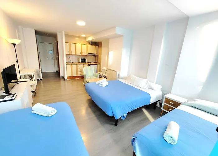 Montblanc & Zona Baja 公寓